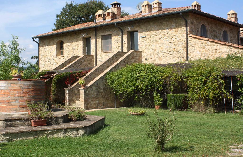 Casale Refoli Guest House Casole d'Elsa Bagian luar foto
