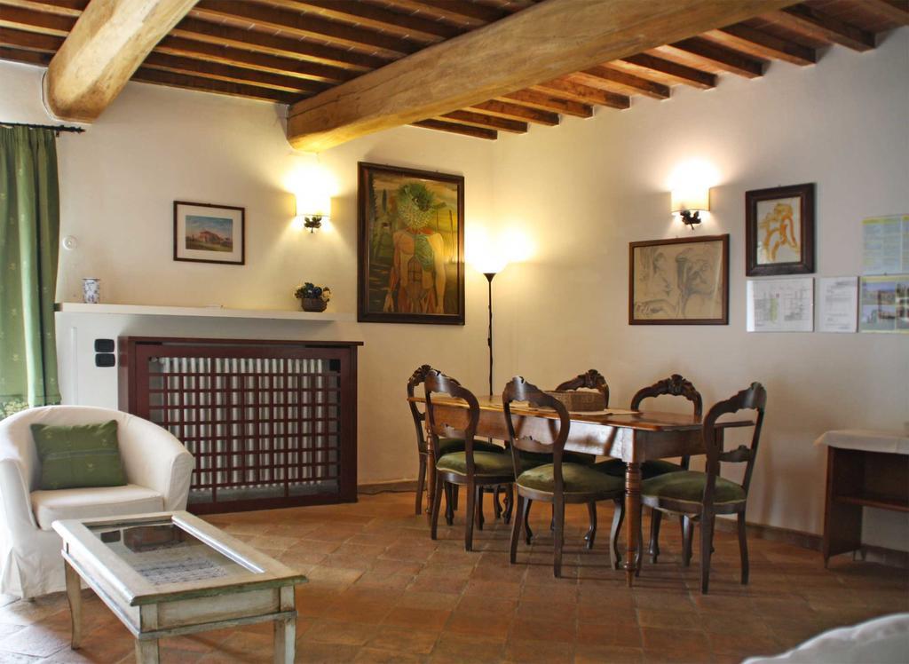 Casale Refoli Guest House Casole d'Elsa Bagian luar foto