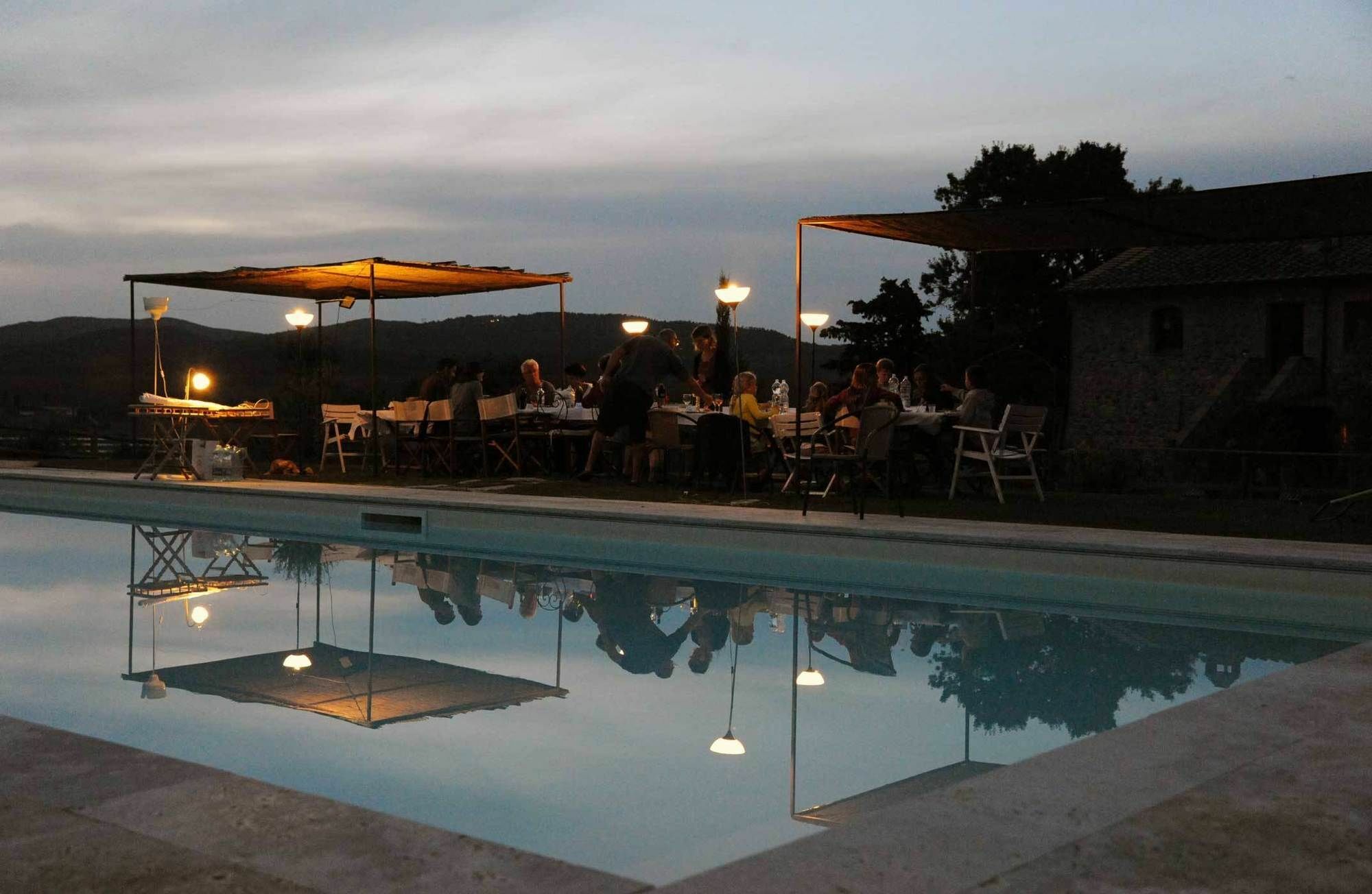 Casale Refoli Guest House Casole d'Elsa Bagian luar foto