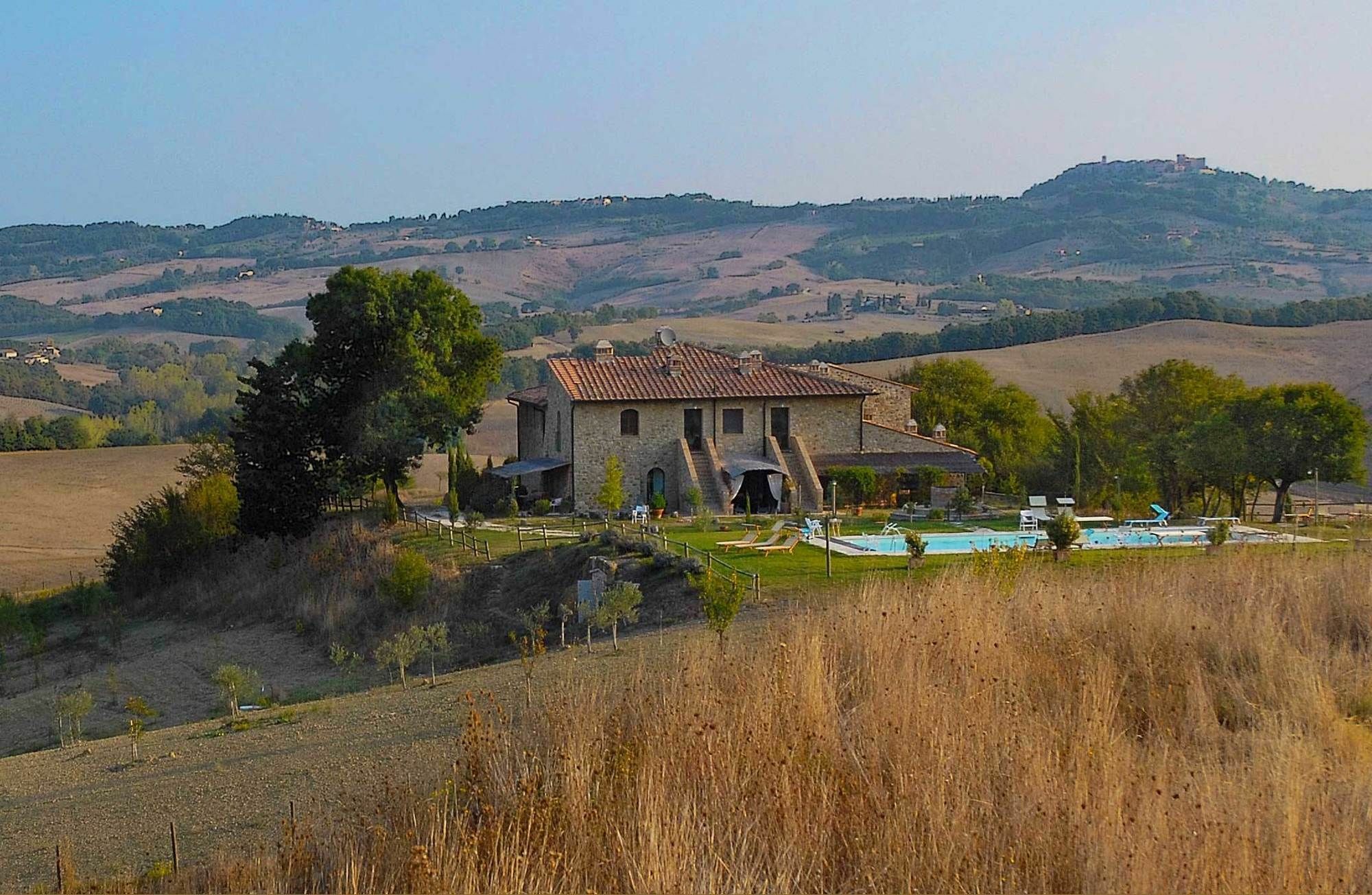 Casale Refoli Guest House Casole d'Elsa Bagian luar foto