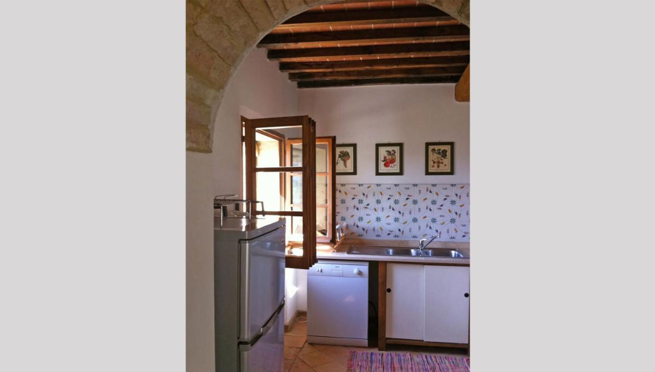 Casale Refoli Guest House Casole d'Elsa Bagian luar foto